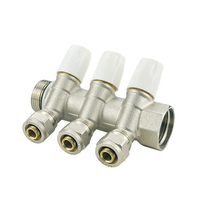 OEM 2-6ways Pex Manifold مع التوصيلات النحاسية حسب الطلب اللون التشطيب حسب الطلب اللون حسب الحجم